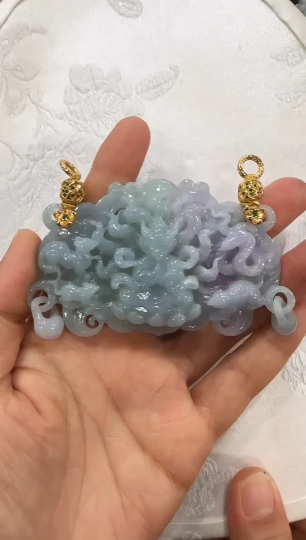 翡翠未镶嵌颈饰国风