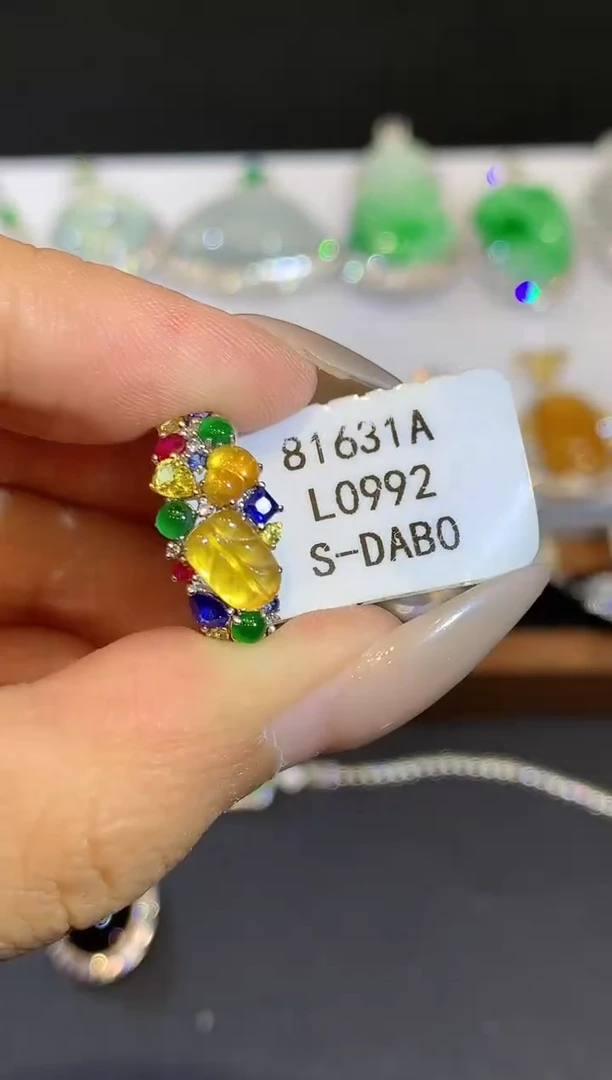 翡翠戒指18K金镶嵌L0092多样性发其一