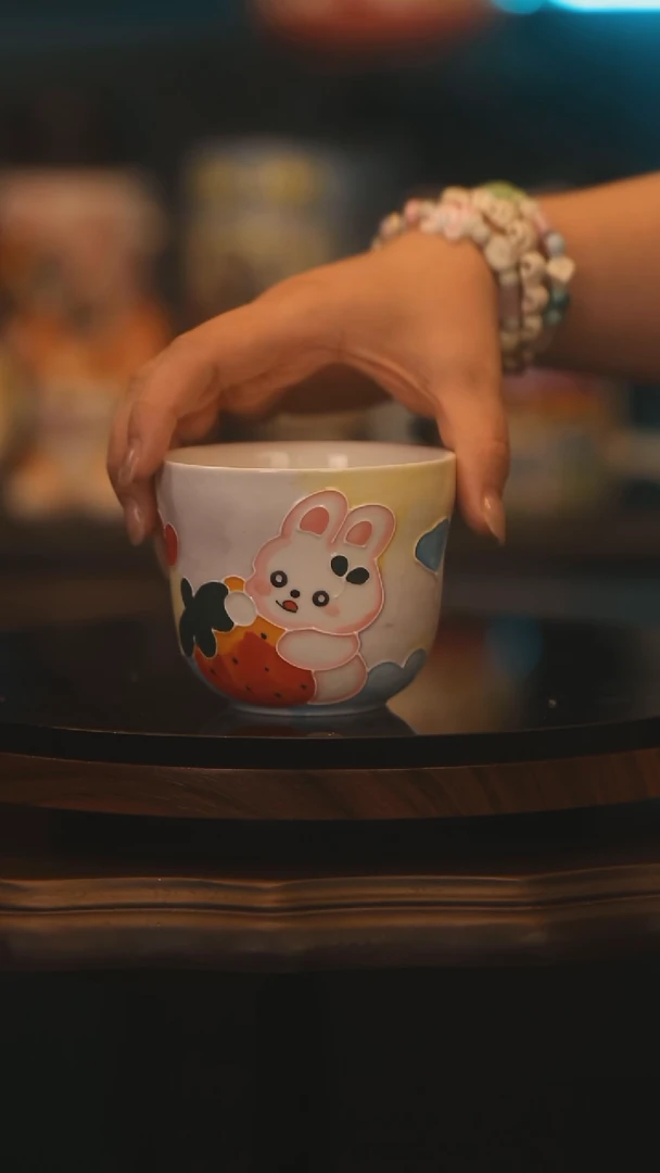 【闪购商品】摆件景德镇釉下彩绘设计师款式陶瓷