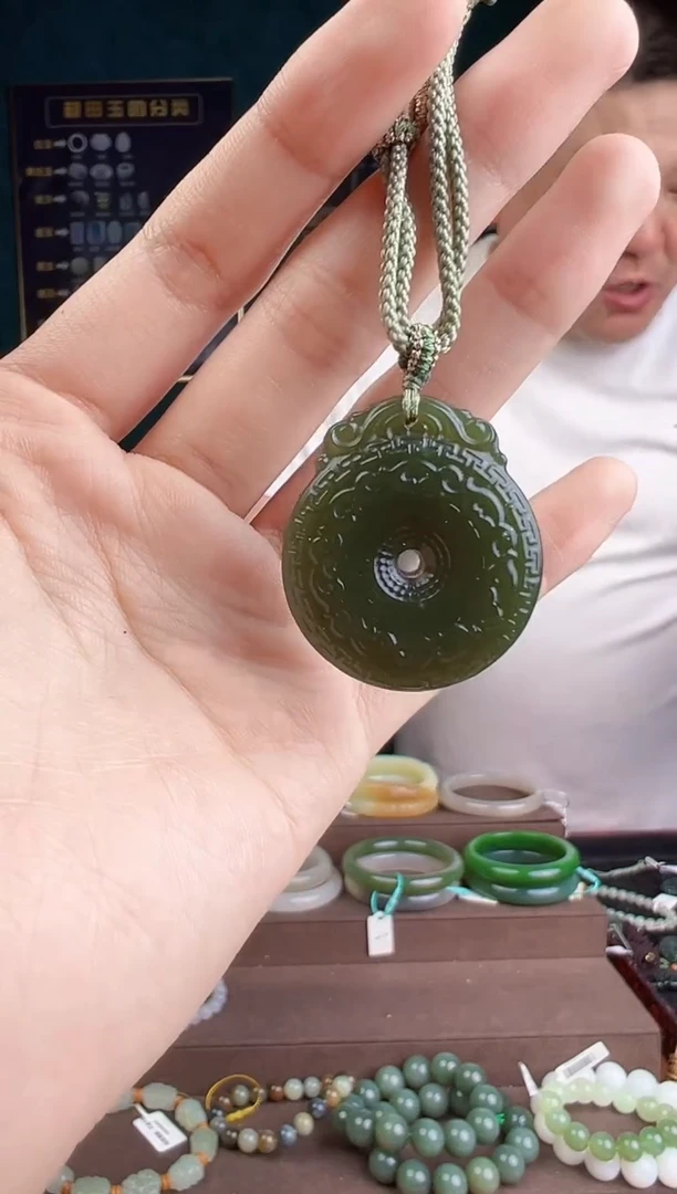 和田玉未镶嵌颈饰多样性发货 拍一单发一个