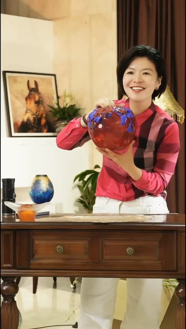 琉璃手工艺品红色