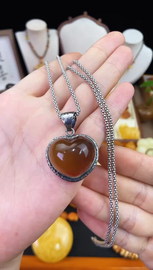 琥珀未镶嵌珠宝奇石柒月