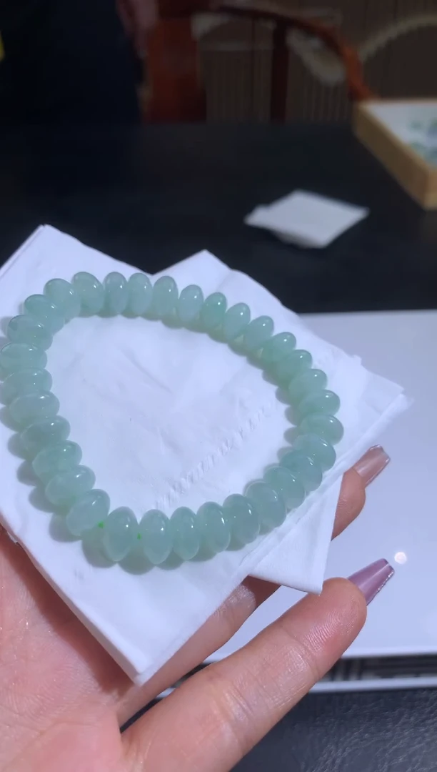 未镶嵌定制翡翠城*翡翠