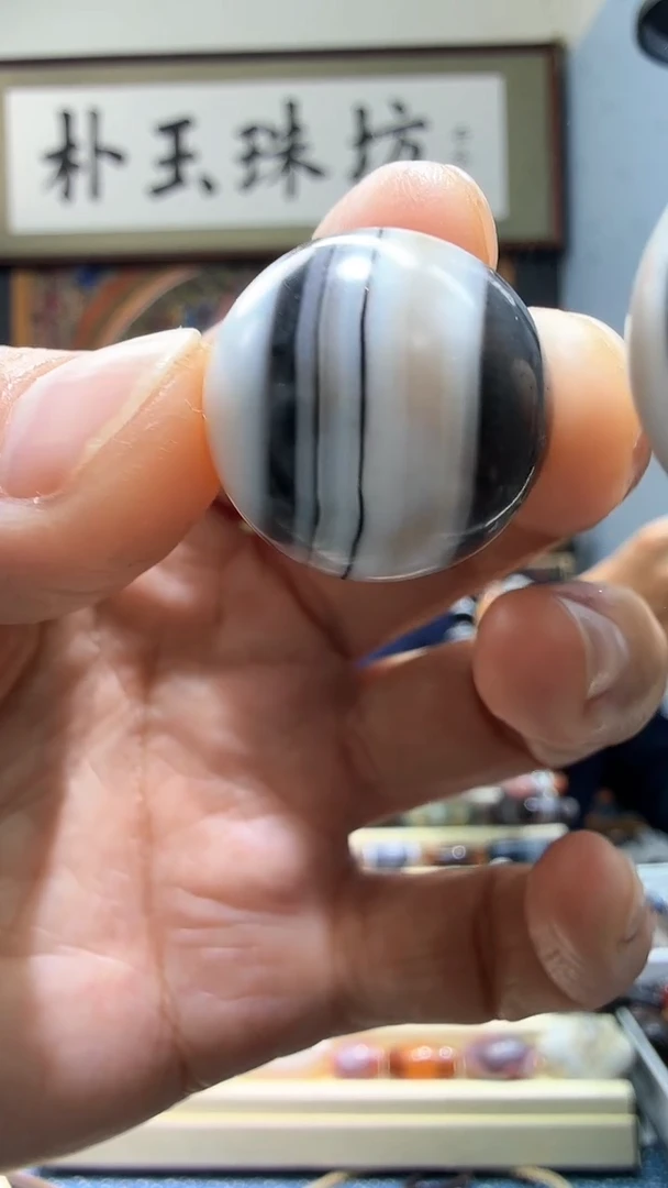 【闪购商品】玛瑙/玉髓颈饰未镶嵌圆珠