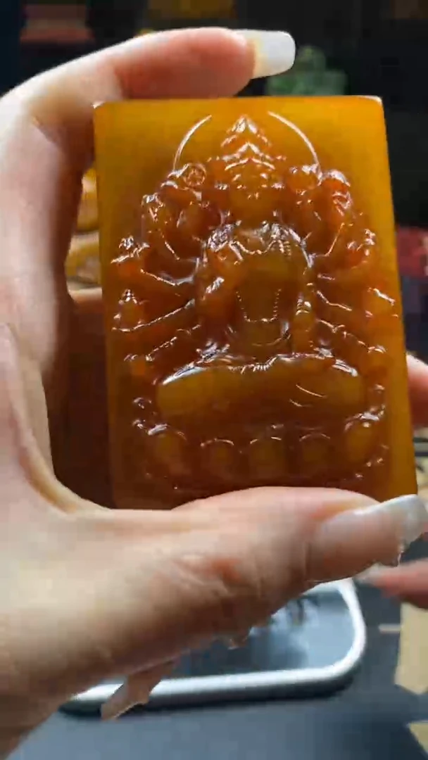 【闪购商品】寿山石印石田黄千手观音牌