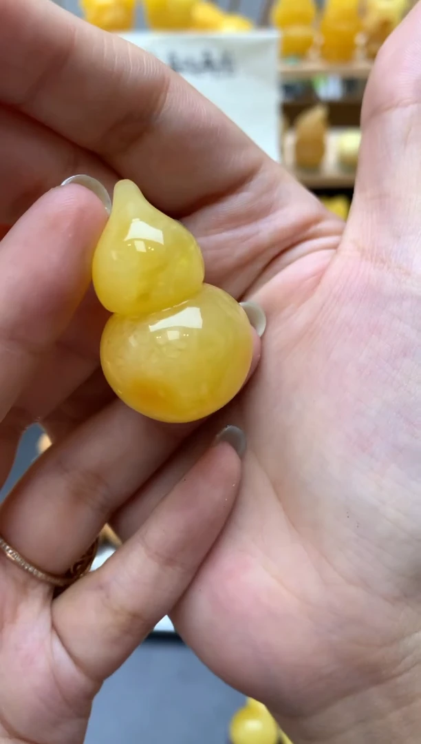 琥珀未镶嵌珠宝奇石050琥珀蜜蜡微瑕