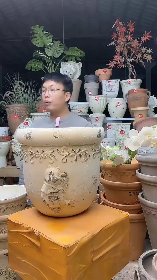 【闪购商品】缸1套23*21小熊小熊盆作旧白色