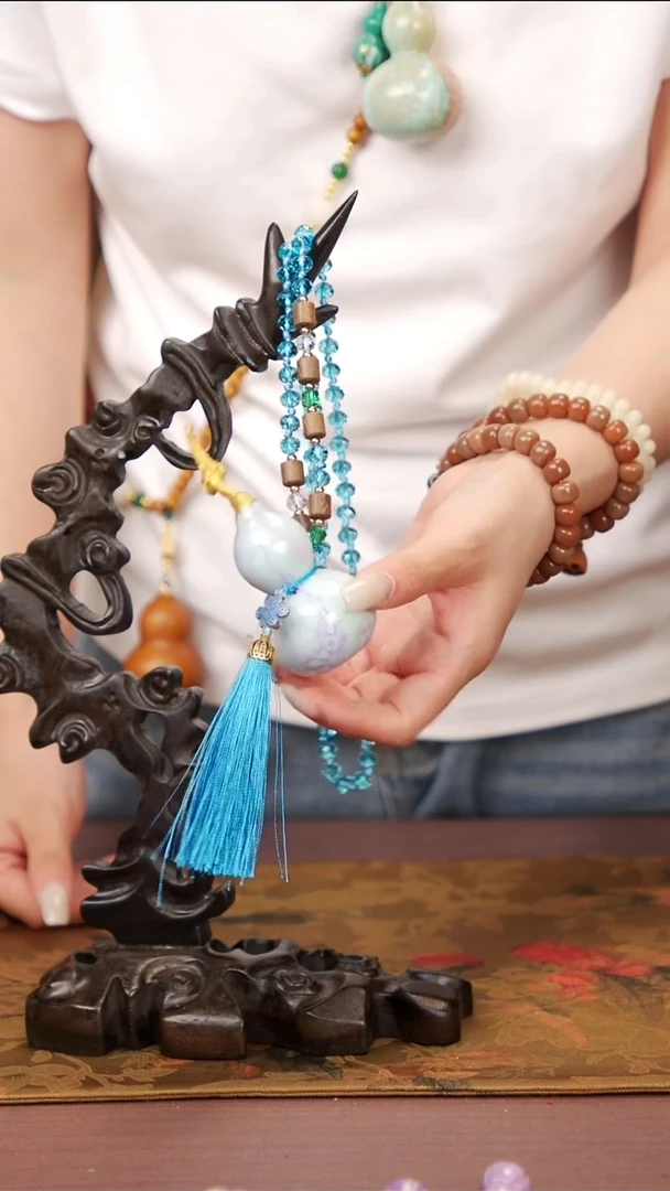 207天琦閤漆艺小葫芦挂件49