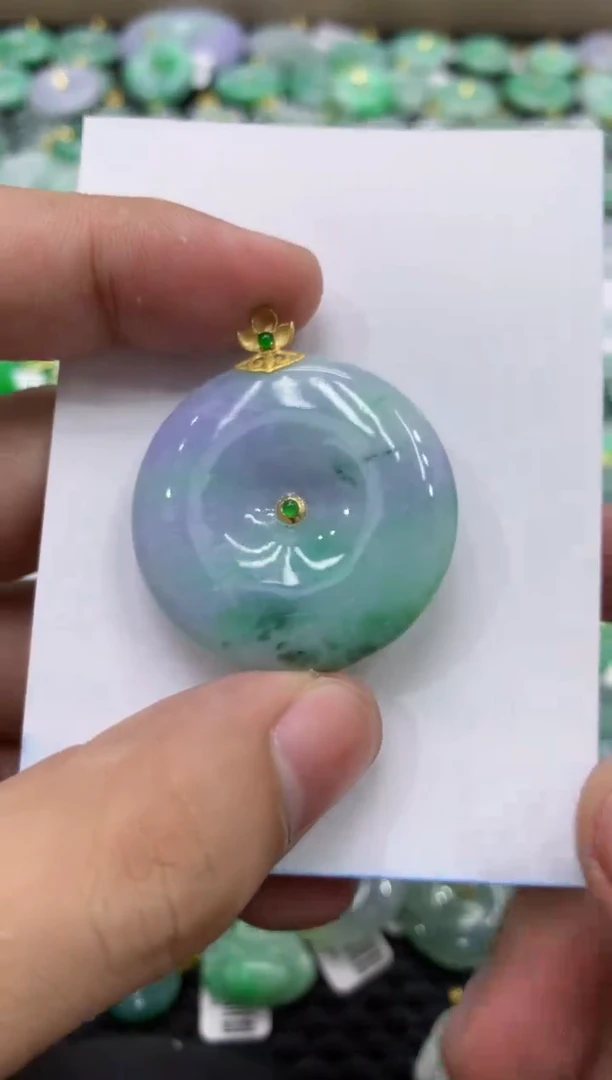 颈饰18K金镶嵌翡翠天然缅甸翡翠a货