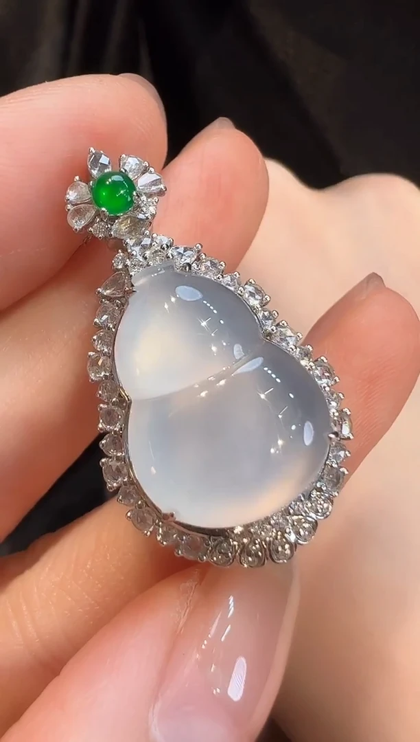 吊坠(不含链)18K金镶嵌翡翠L6吊坠