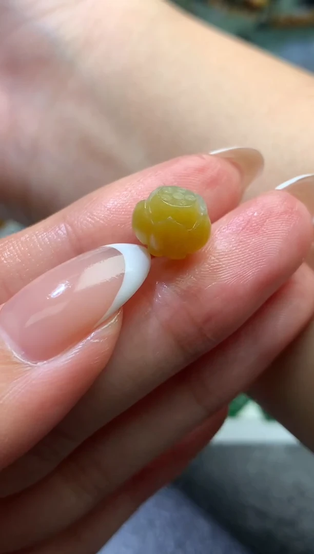 未镶嵌定制翡翠毛货 10.1-7.9