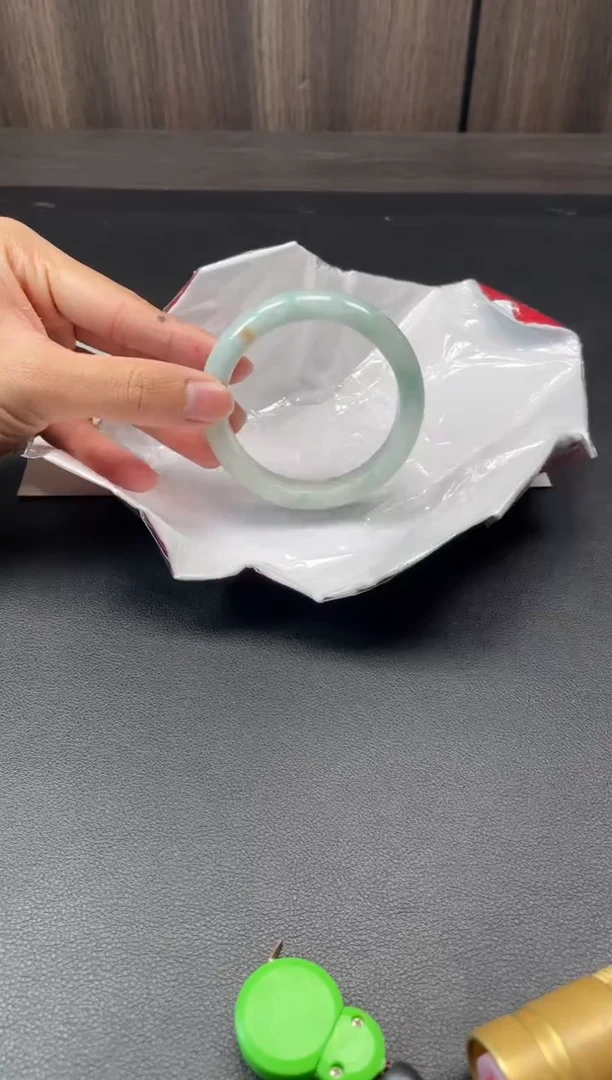 未镶嵌手镯翡翠999