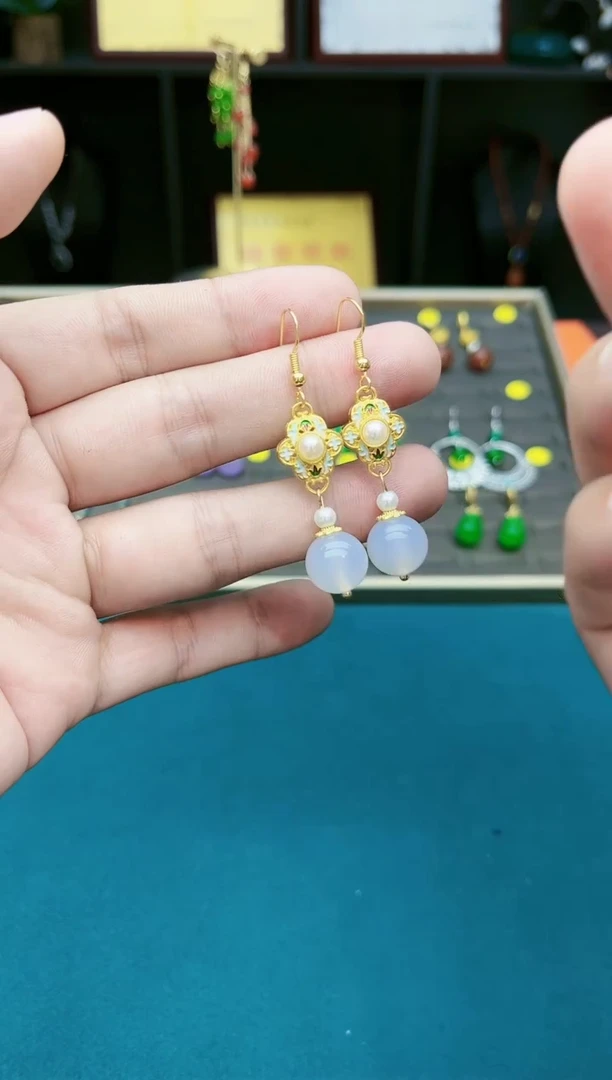 【闪购商品】玛瑙/玉髓耳钉银S925镶嵌325000