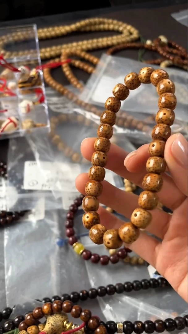 手串星月菩提精工级浅珀桶珠9*8手串