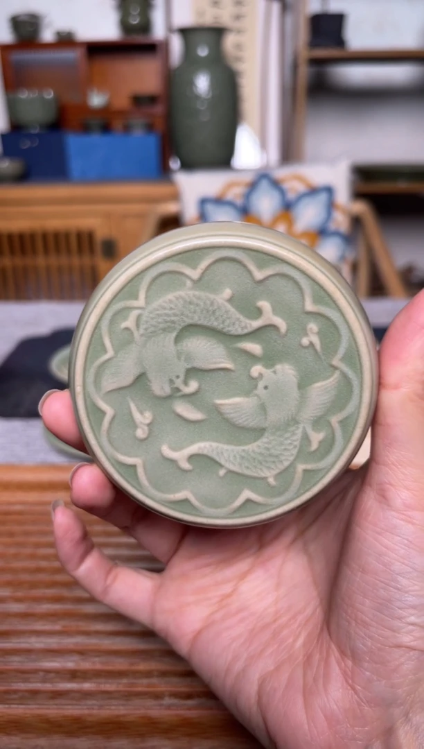 【闪购商品】其他青瓷摩羯鱼纹盖置 高温瓷