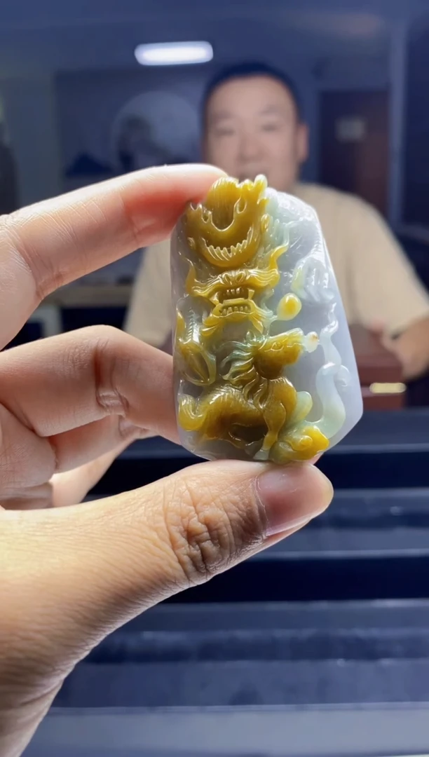 翡翠未镶嵌颈饰翡翠A货