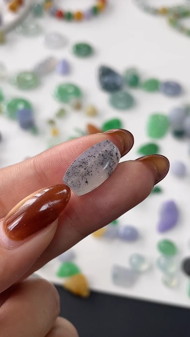 【闪购商品】定制翡翠未镶嵌16.7*9.6*5.4乌鸡450