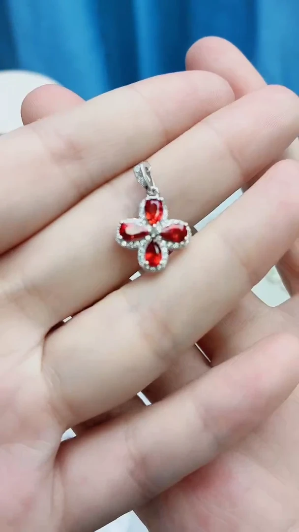 吊坠彩色蓝宝石银S925镶嵌466ZB1113产品一个（多样性）