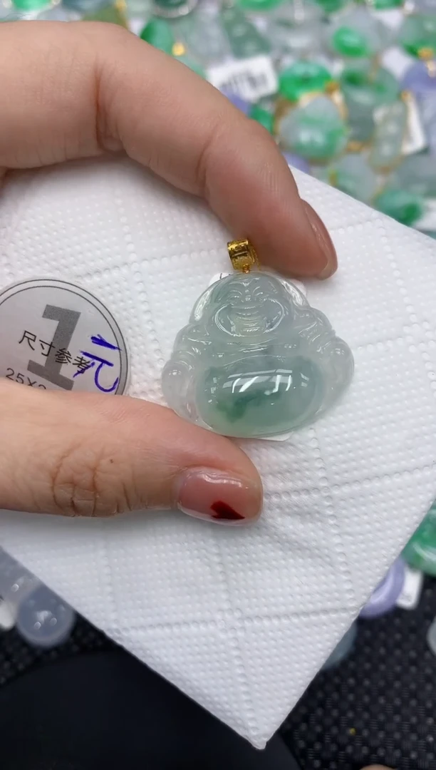 翡翠18K金镶嵌颈饰11111111