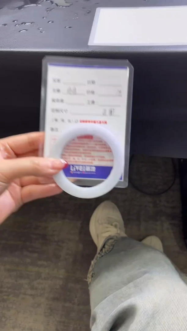 【闪购商品】定制翡翠手镯未镶嵌1定制手镯不退不换