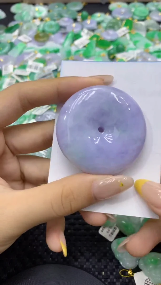 颈饰未镶嵌翡翠天然缅甸翡翠A货