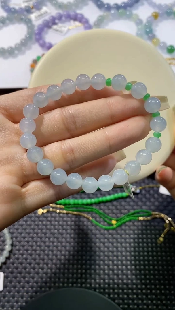 散珠翡翠卡8加白月光手串