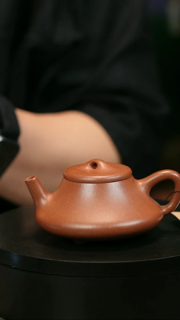 茶壶紫砂岛****主H1710范菊芳降坡小纳瓢