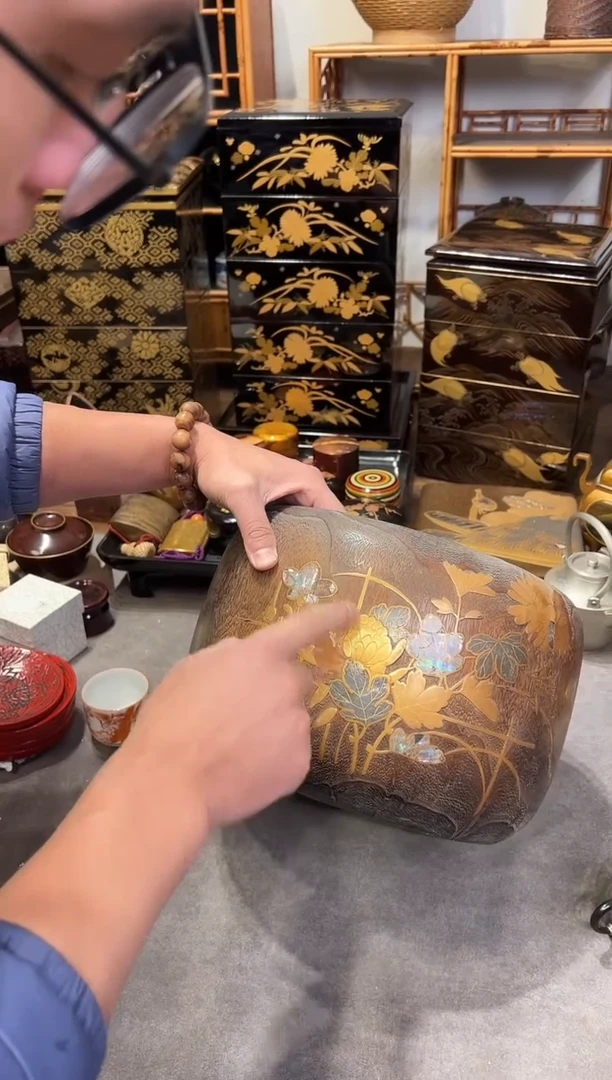 高肉金莳绘 嵌螺钿 火钵