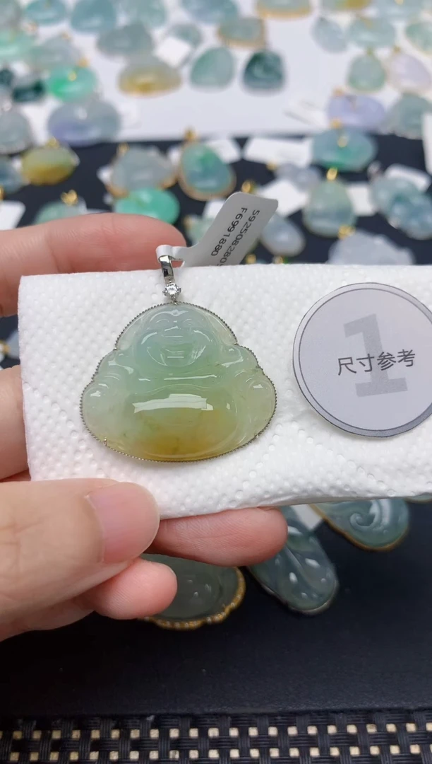 颈饰18K金镶嵌翡翠天然缅甸A货翡翠