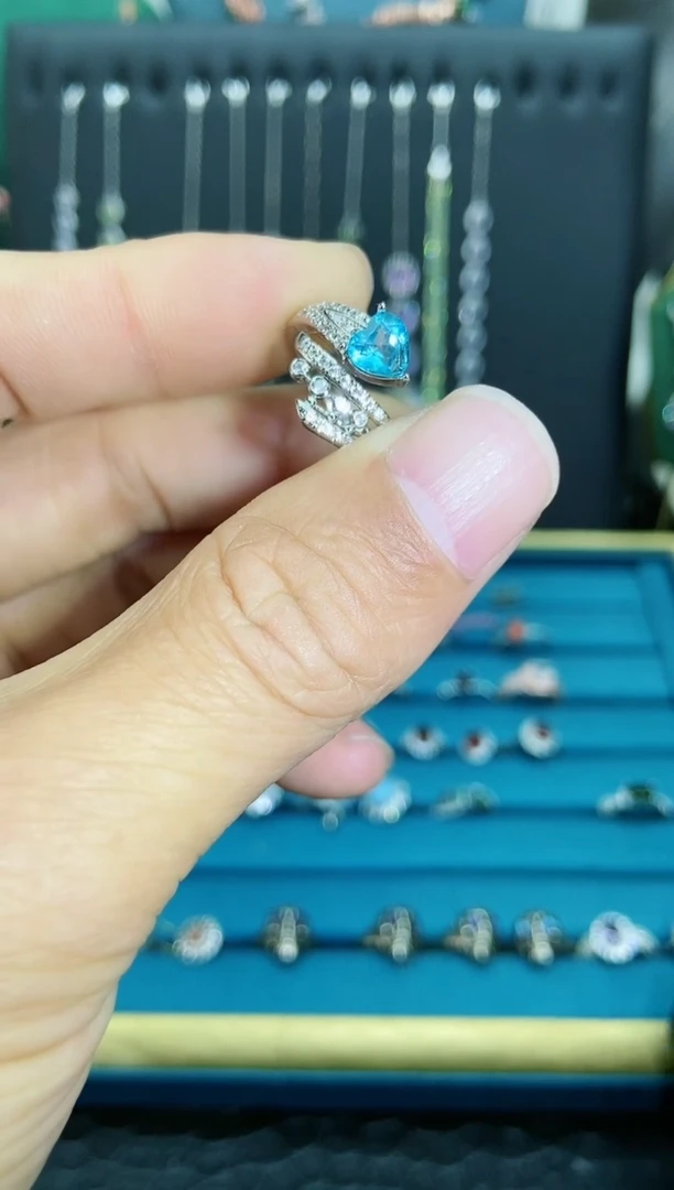 【闪购商品】水晶戒指银S925镶嵌1121