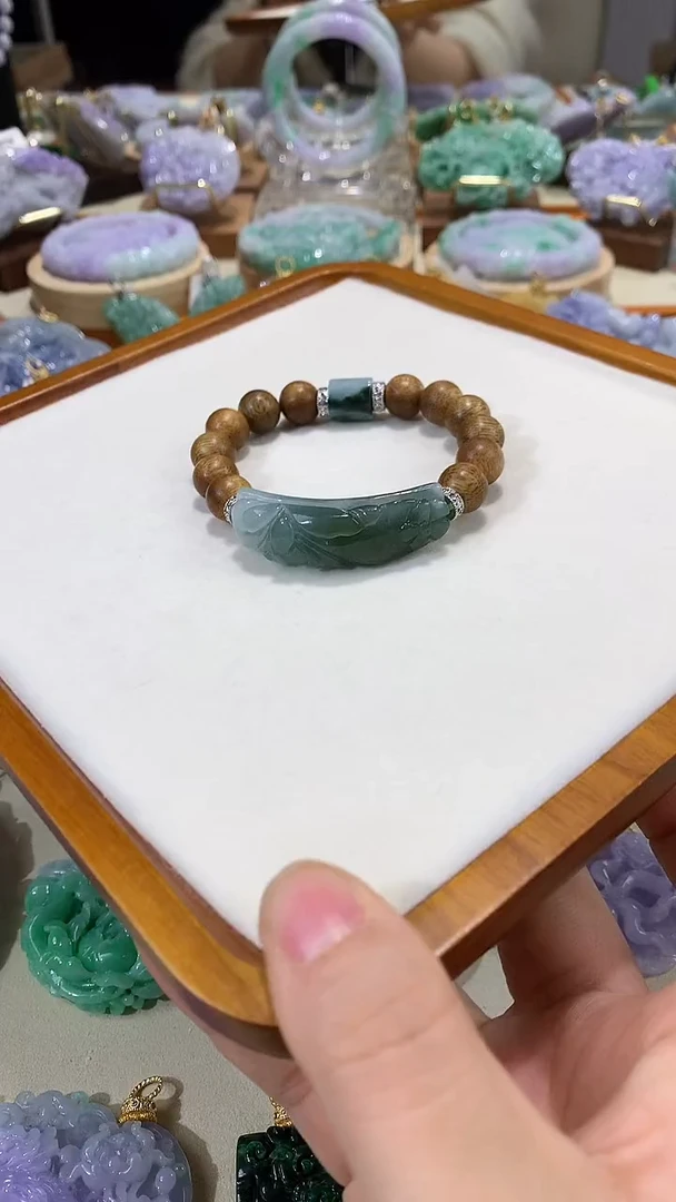 未镶嵌手链翡翠手牌