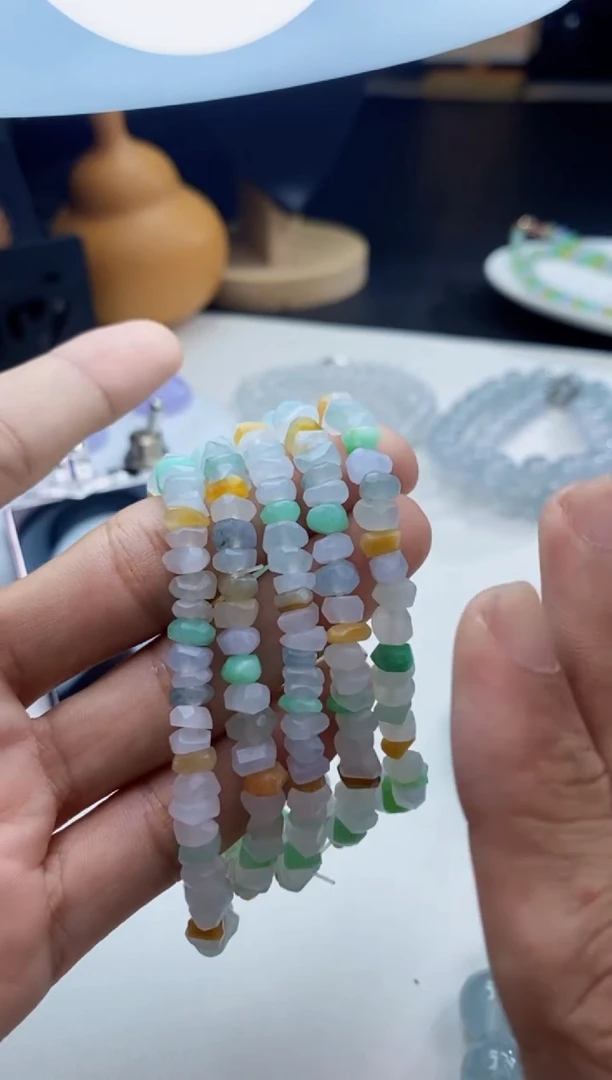 定制翡翠未镶嵌多宝毛货