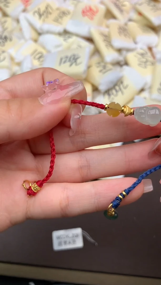 翡翠挂件未镶嵌一