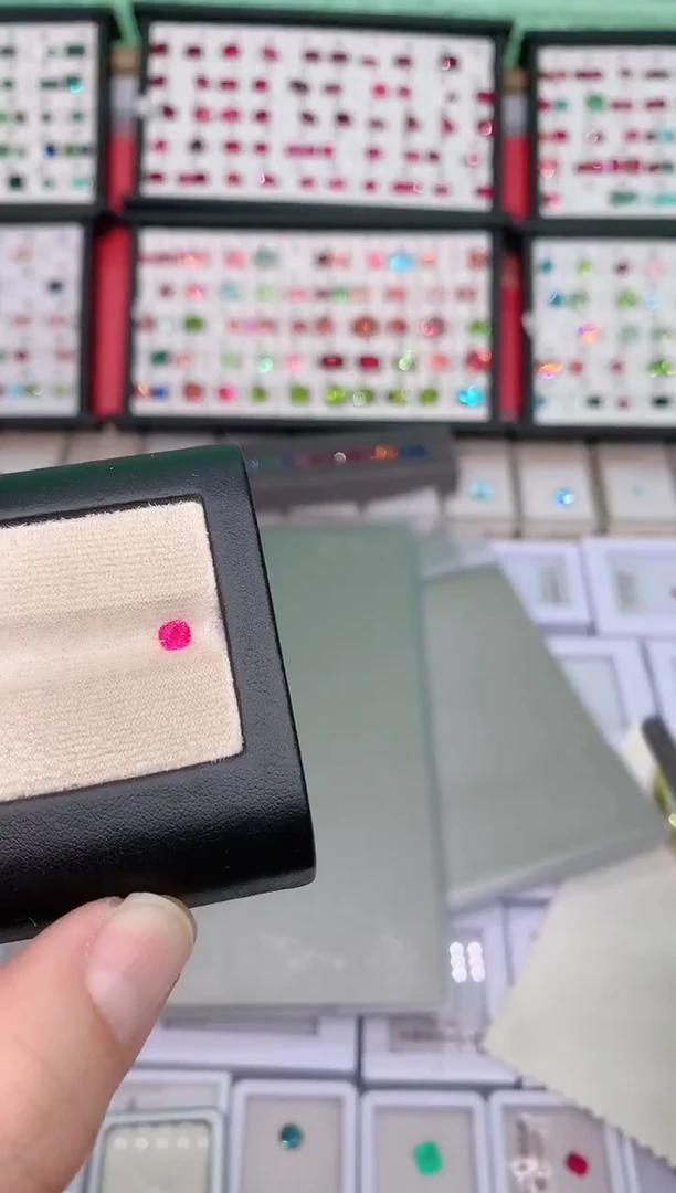 裸石尖晶石0.31ct超级纳米亚吉尔德