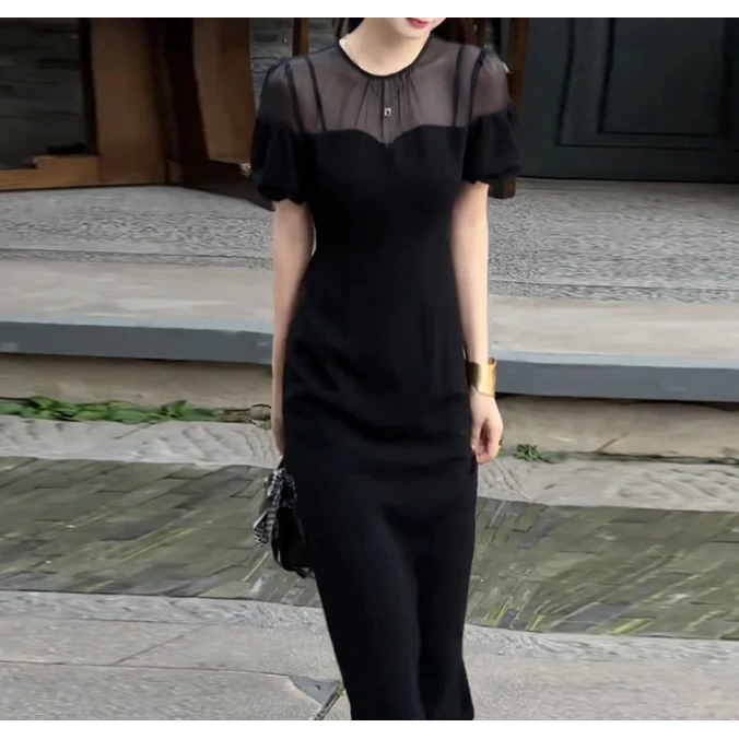 法式黑色短袖拼接网纱连衣裙女夏季高级感修身显瘦时尚开叉长裙子