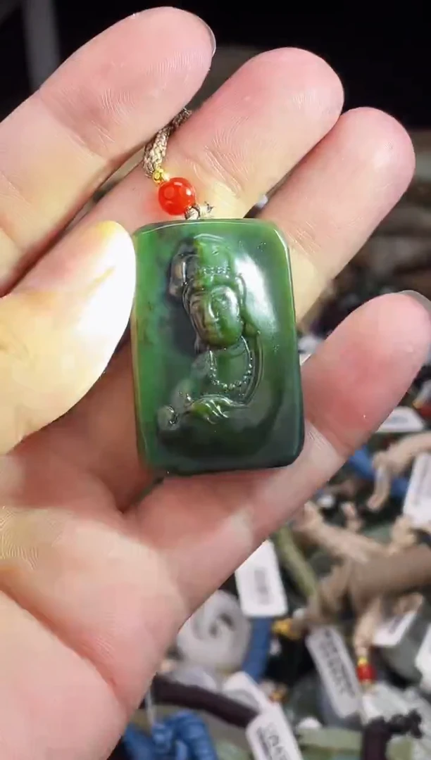 颈饰未镶嵌和田玉1