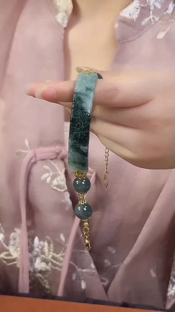 颈饰未镶嵌翡翠翡翠手牌