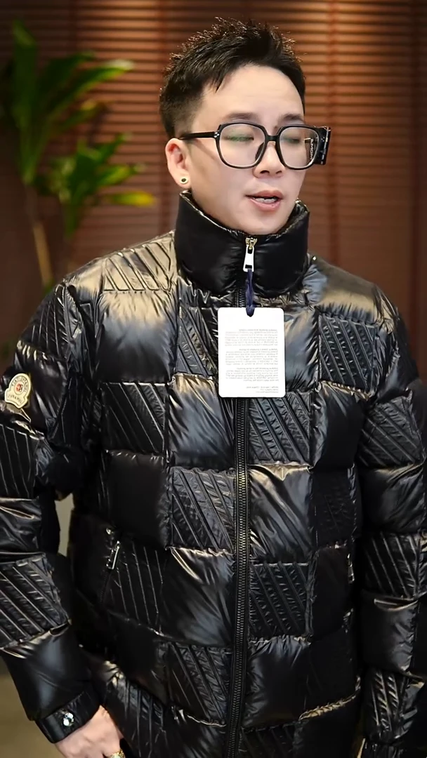 冬**热52码（145-160斤）方块羽绒服