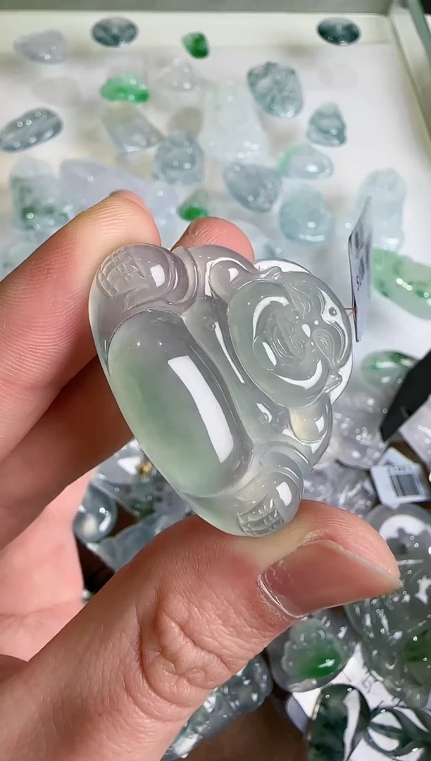 【闪购商品】翡翠吊坠(不含链)未镶嵌..