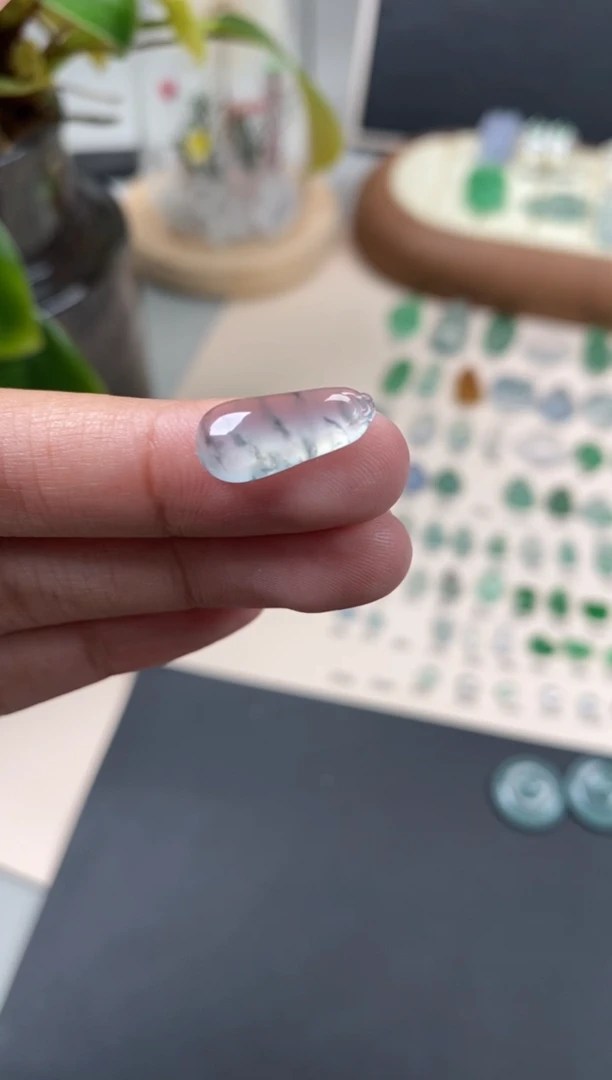 【闪购商品】翡翠颈饰未镶嵌翡翠冰种福豆