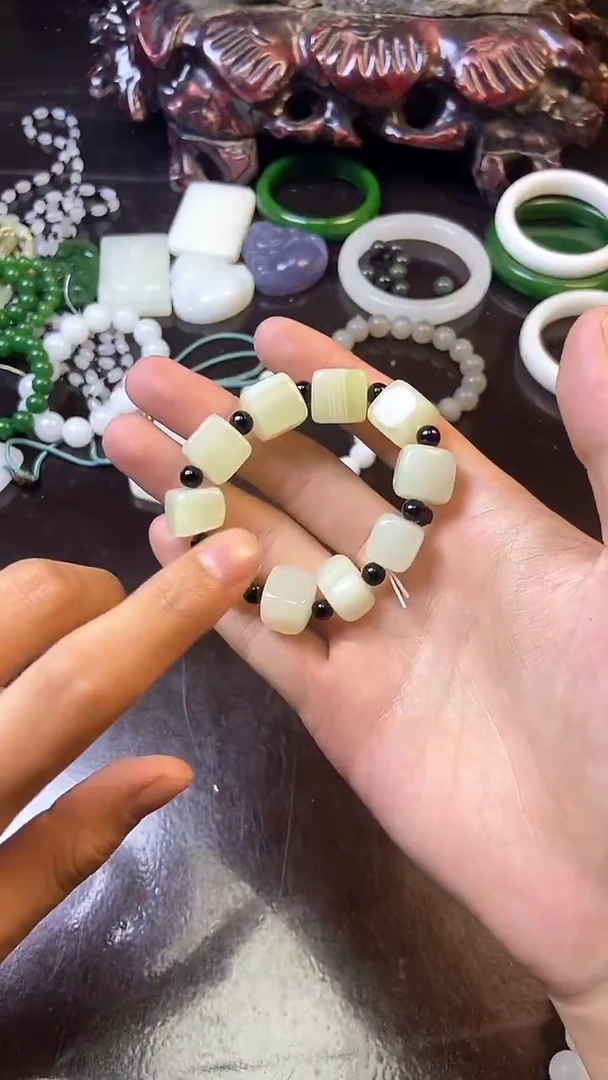 手链未镶嵌和田玉主播推荐！！主播推荐！！