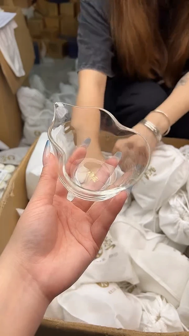 禾墨清如透明色
