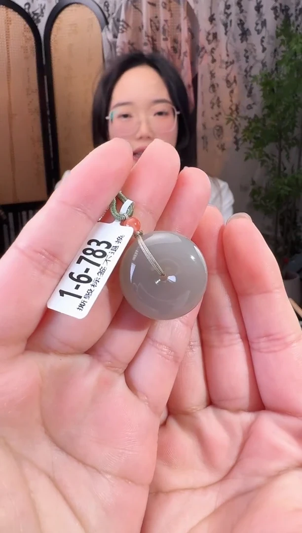 和田玉未镶嵌颈饰扣783