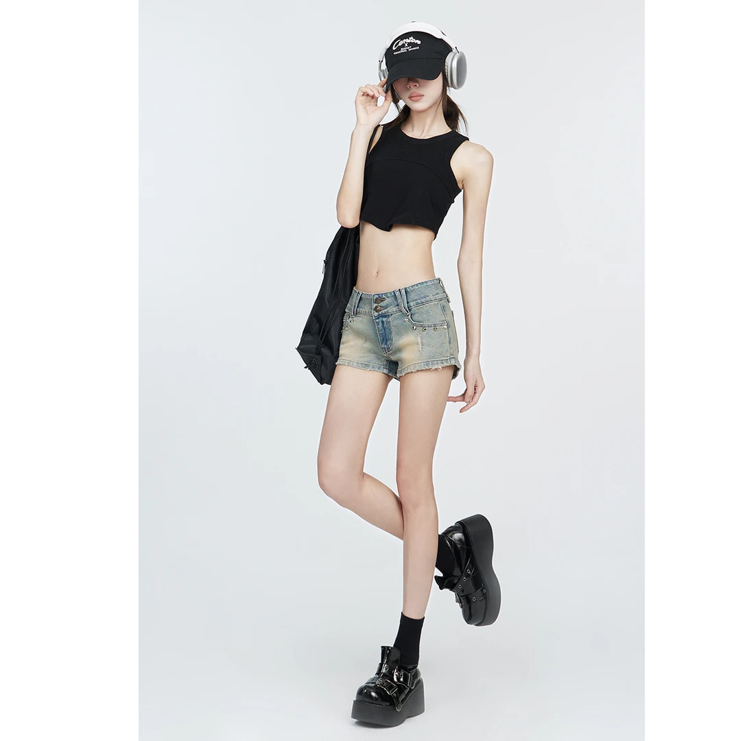 2025新款复古高街秀场辣妹泛黄铆钉设计漏腰性感低腰包臀短裤