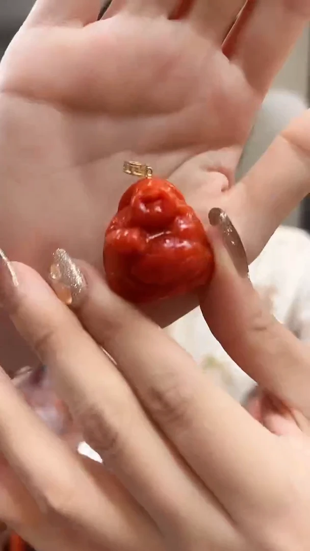 南红玛瑙吊坠18K金镶嵌/佛