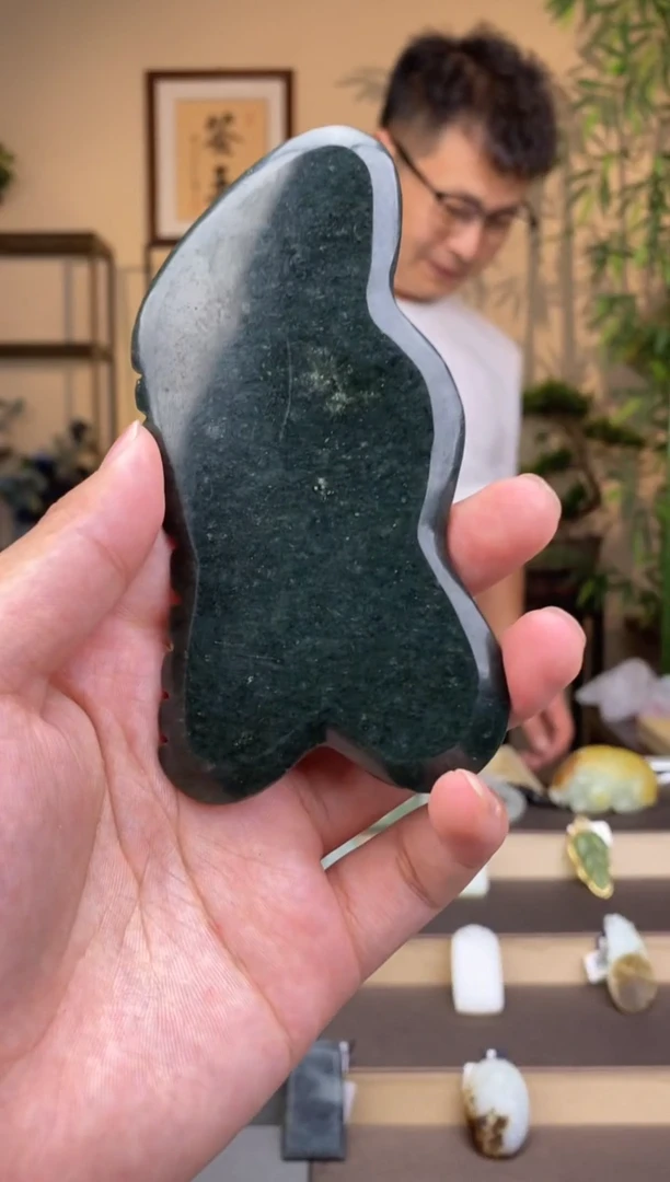 和田玉未镶嵌吊坠(不含链)1