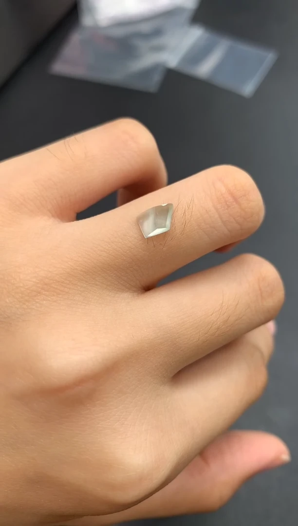 翡翠未镶嵌颈饰模式推广期48小时鉴赏期