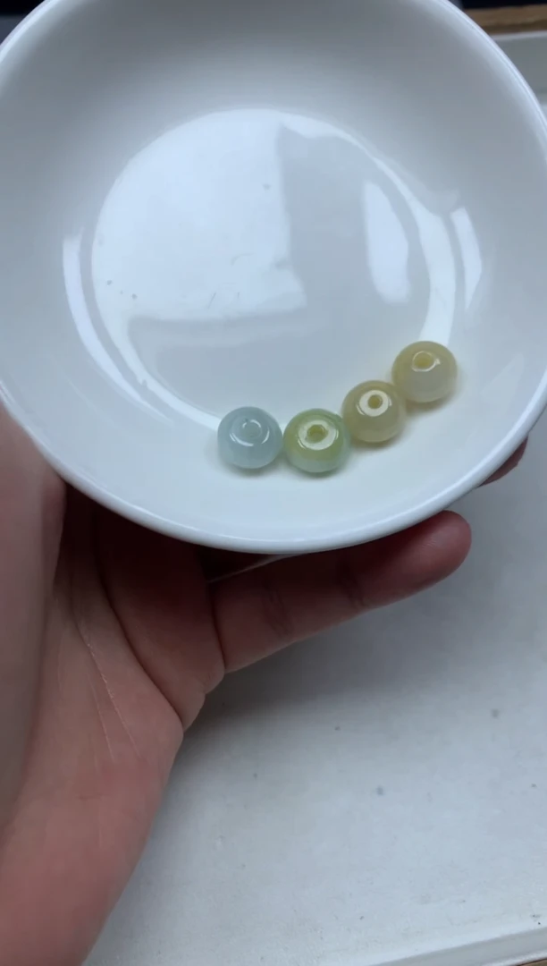 【闪购商品】翡翠散珠翡翠散珠多样性发货