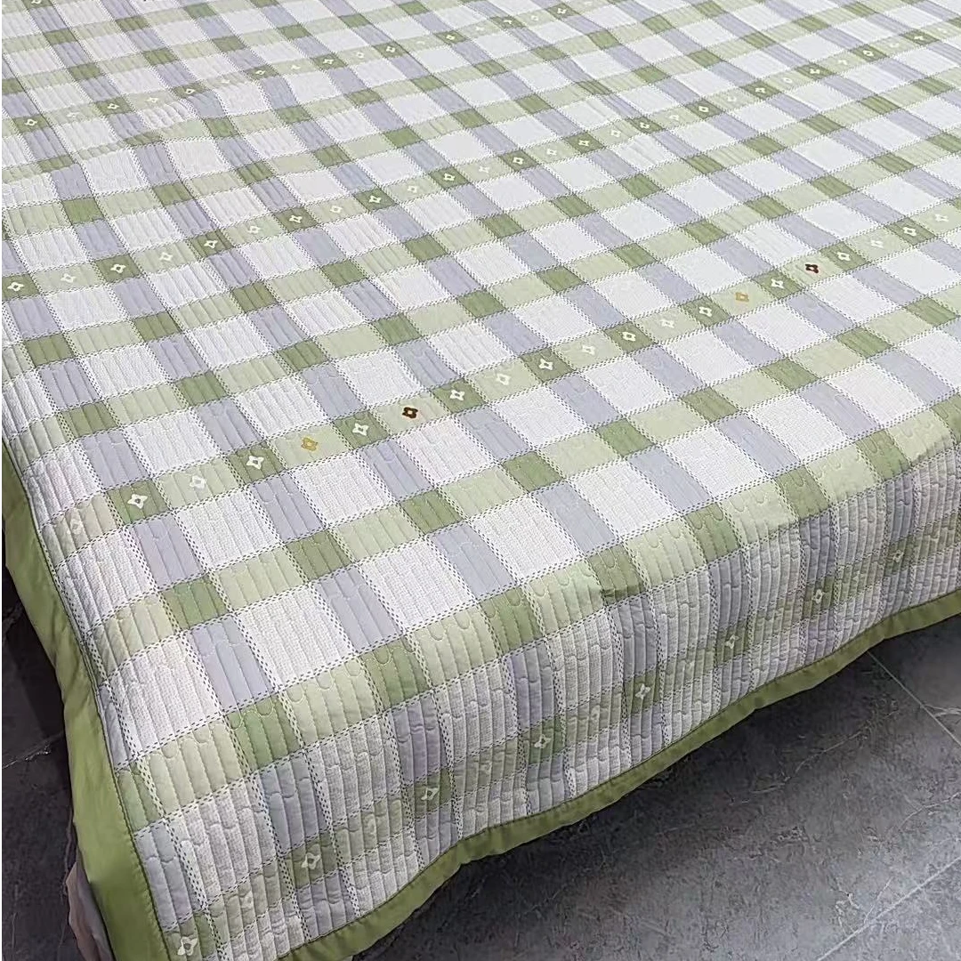 2*2.3米 夏季天丝软凉席《夏季绿格》