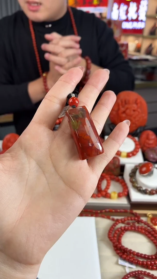 未镶嵌包浆无事牌南红玛瑙（多样式发其一）